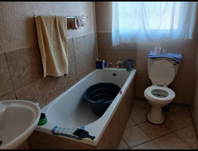 3 BEDROOM PROPERTY TO RENT IN THE ORCHARDS